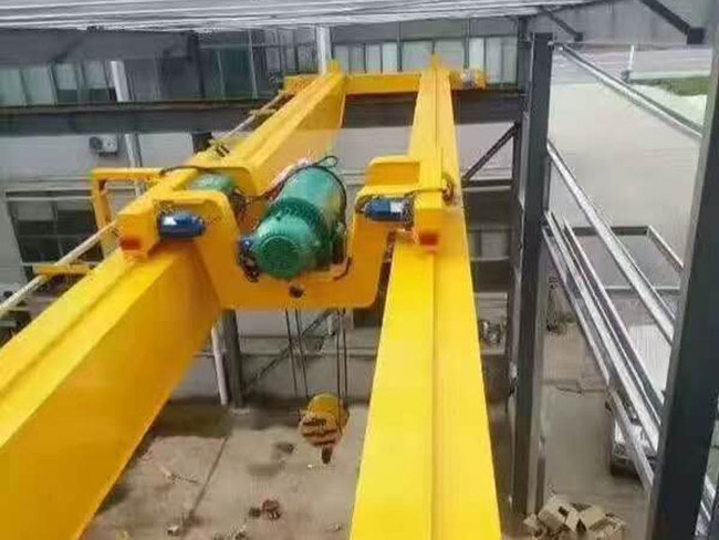 lh型電動(dòng)葫蘆橋式起重機(jī)